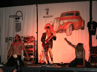 AC/DC hard rock with Bruzzler-fans on stage